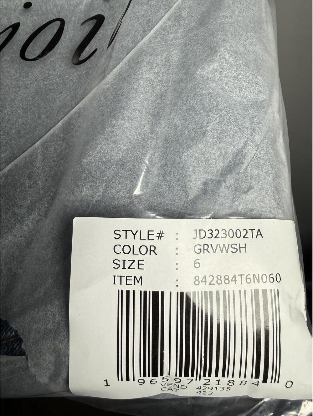 NWT La Joie Women's Gray Wash Denim Jeans Size 6 - Picture 7 of 7